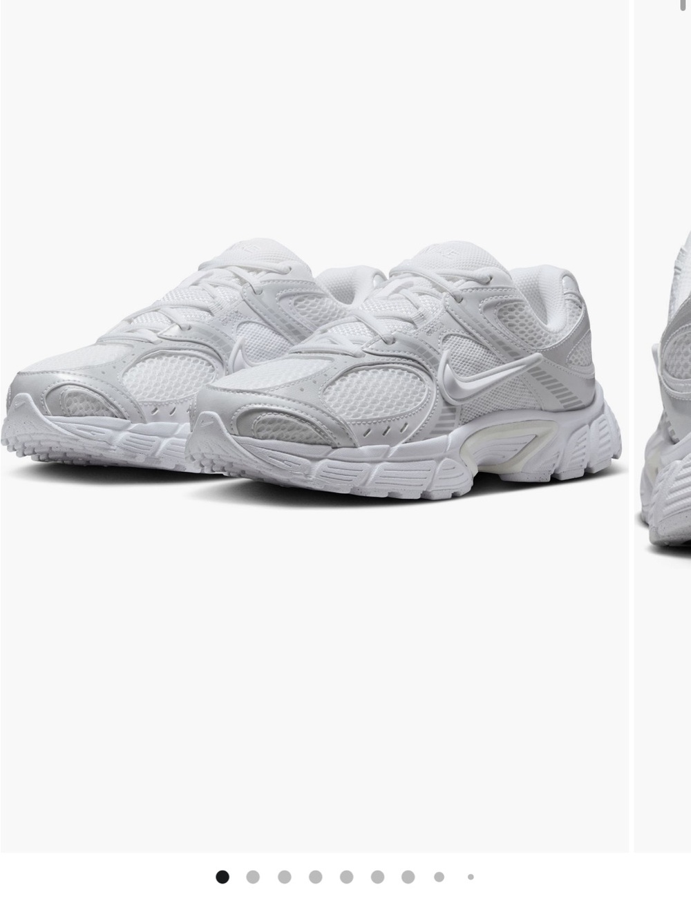 Nike V5 RNR White Sneaker